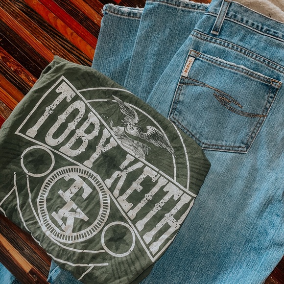 Toby Keith Shirt - Picture 1 of 2